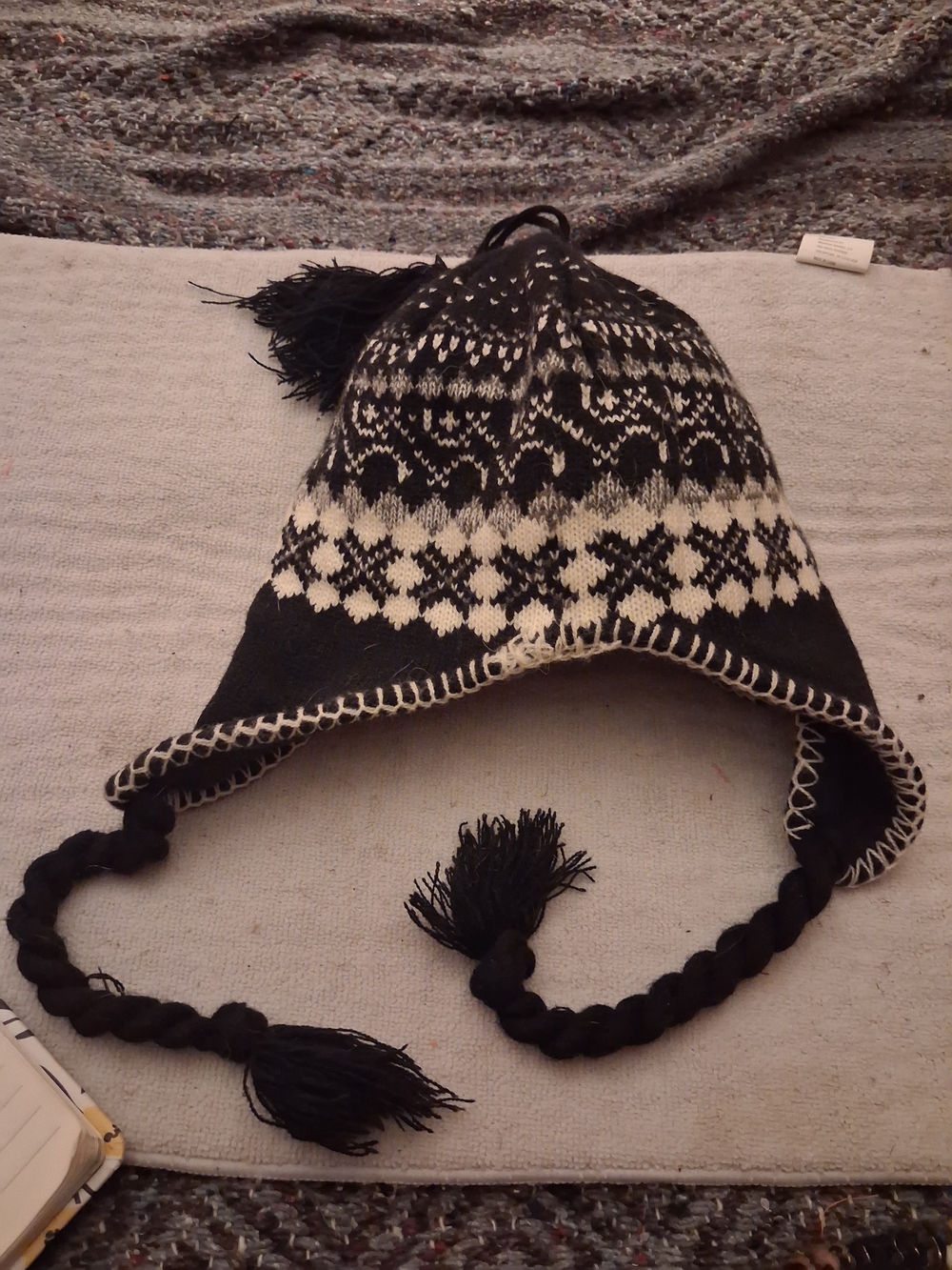 Black and Cream Fair Isle Earflap Knit Hat - Unbranded. NWOT